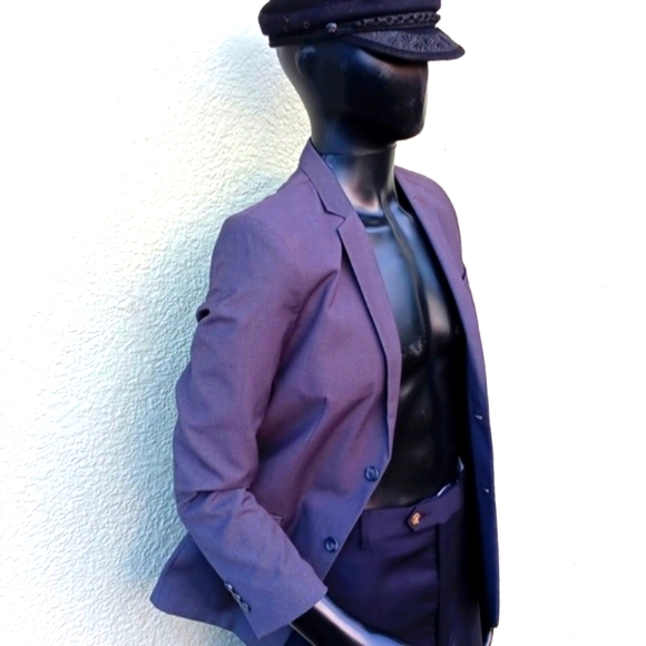 Calvin Klein Young Men's Wool Blend (2) Button Blazer (Dominican Republic) - Picture 5 of 17